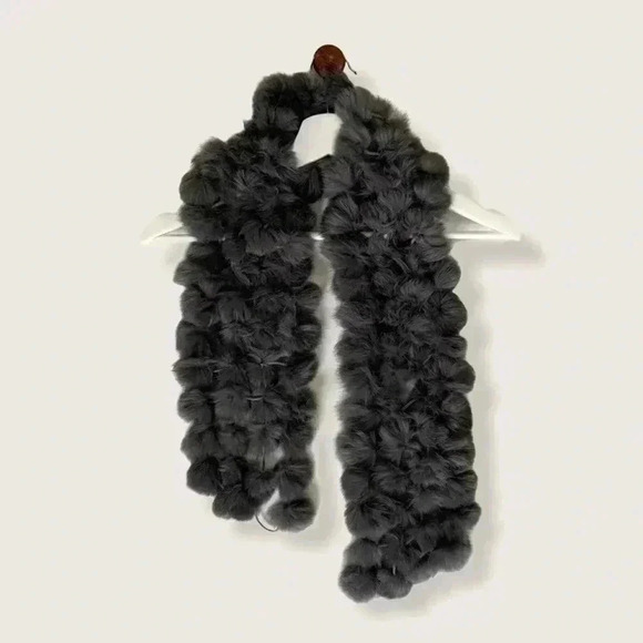 Real grey rabbit tail scarf - Picture 1 of 3